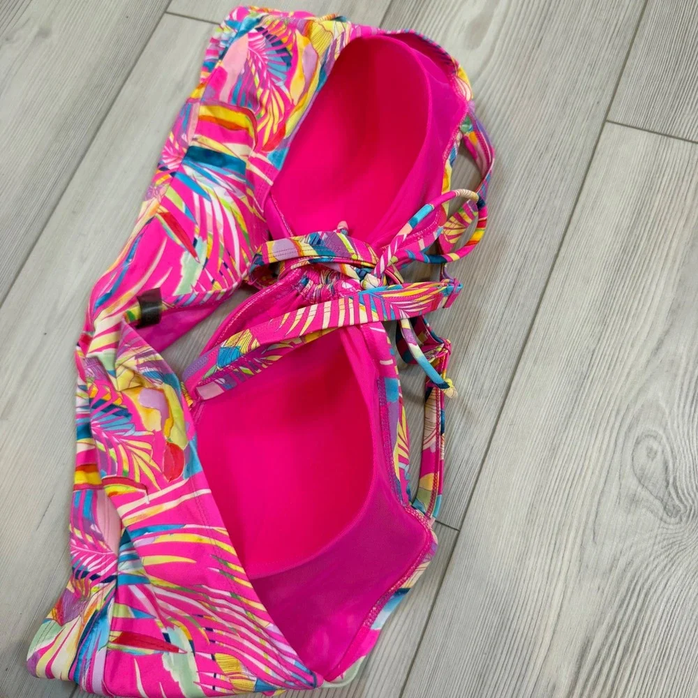 Torrid Tropical Palm Print Lace Up Wireless Bikini Top Pink Multi Size 4